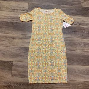 •Lularoe• brand new Julia size medium dress